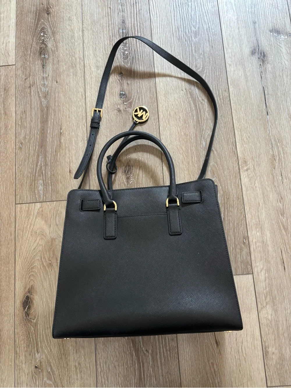 Michael Kors Sheila Medium Satchel Shoulder Crossbody Bag